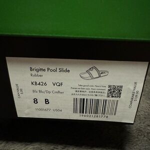 Brand New Kate Spade Bridgette pool slides.